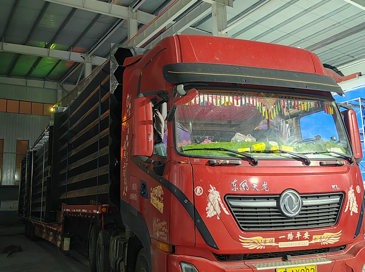 5.3萬噸年黃磷技術(shù)升級(jí)改造濕電除塵器陽(yáng)極系統(tǒng)發(fā)貨二